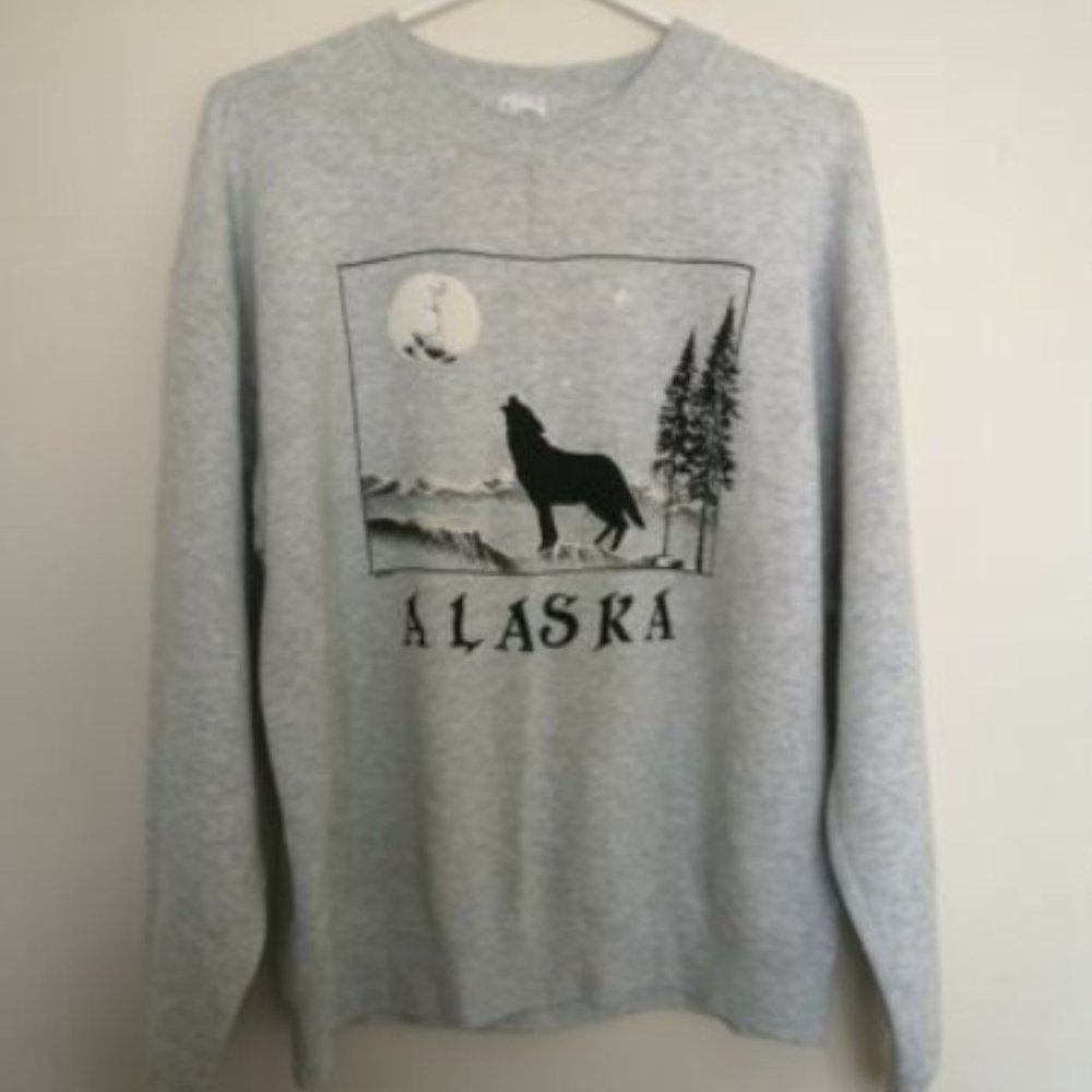2/20$ 🌻Vintage Fruit of the Loom Alaska Sweater